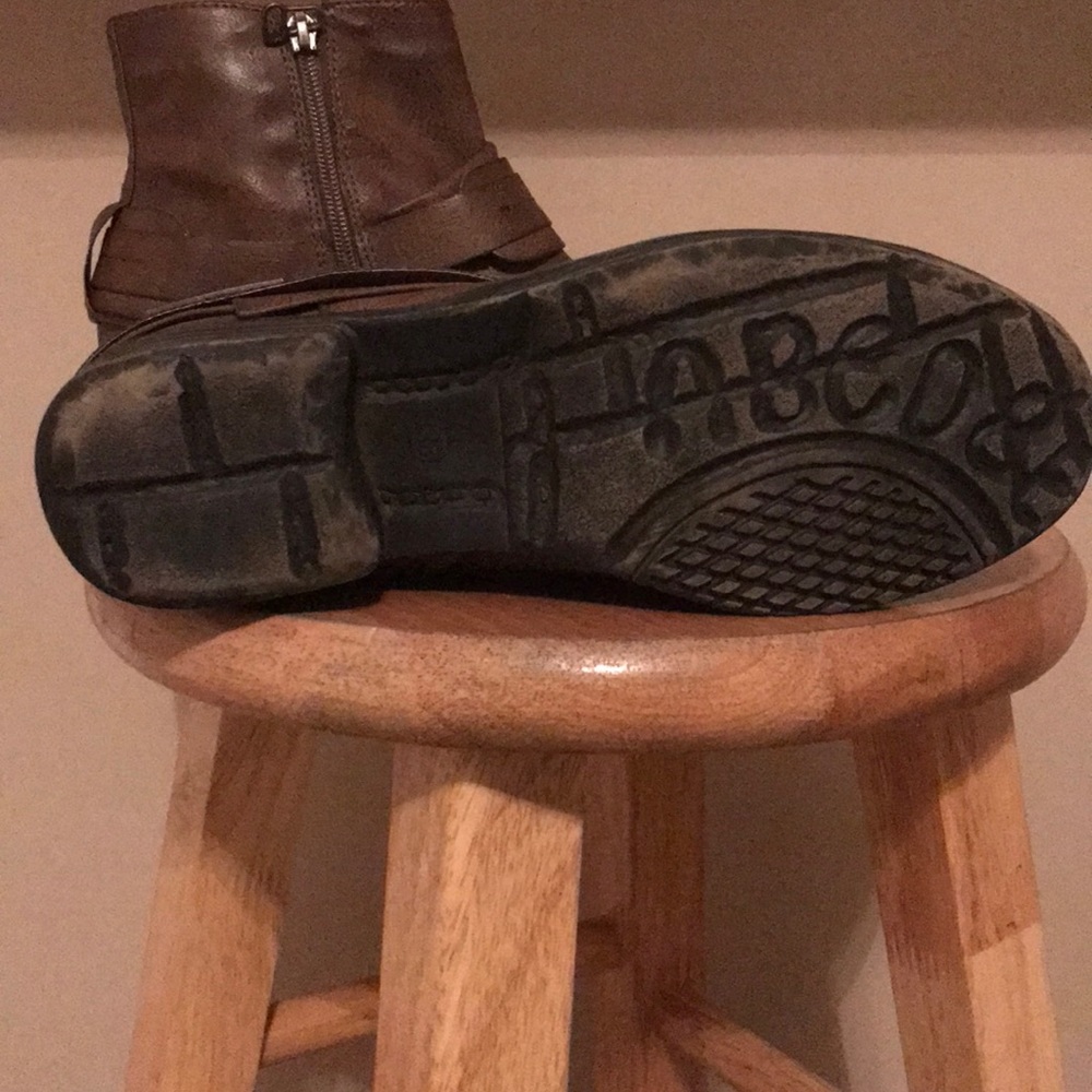 SOLD Booties - Picture 2 of 4